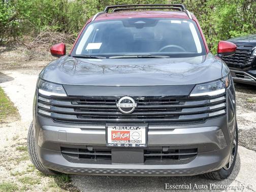 Gun Metallic/Scarlet Ember Tintcoat 2026 Nissan Kicks SV