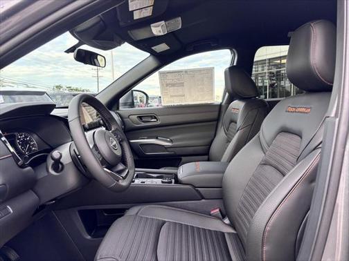 2025 Nissan Pathfinder Rock Creek 4WD