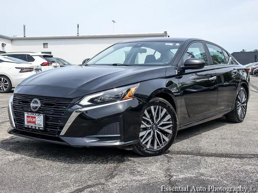 Super Black Clearcoat 2025 Nissan Altima 2.5 SV