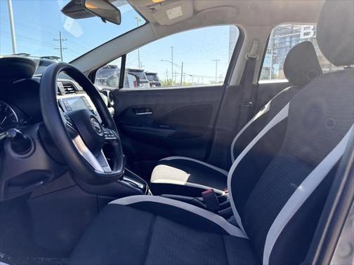 2021 Nissan Versa 1.6 SV