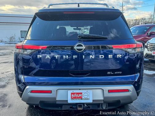 2023 Nissan Pathfinder SL 4WD