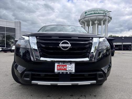 2025 Nissan Pathfinder SL 4WD