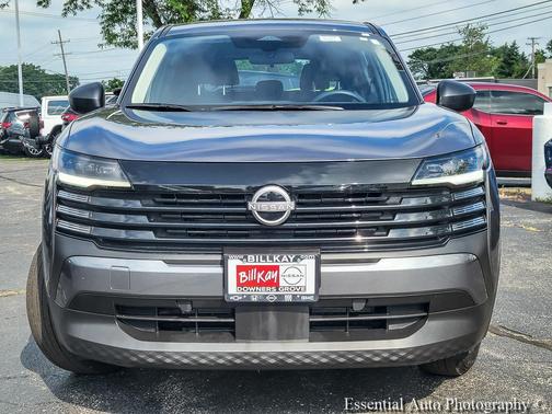 Gun Metallic 2025 Nissan Kicks S