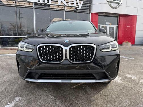 2023 BMW X4 xDrive30i