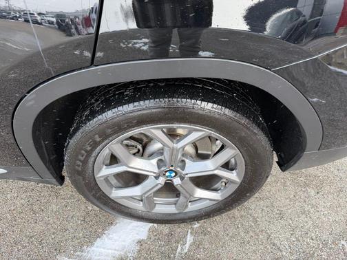 2023 BMW X4 xDrive30i