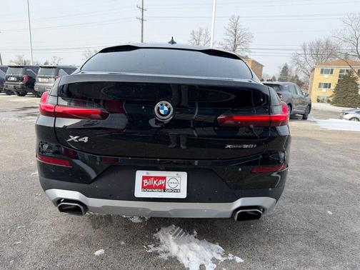 2023 BMW X4 xDrive30i