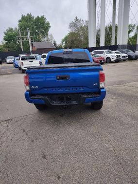 Blazing Blue Pearl 2017 Toyota Tacoma Limited