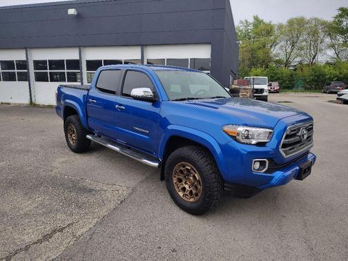 Blazing Blue Pearl 2017 Toyota Tacoma Limited