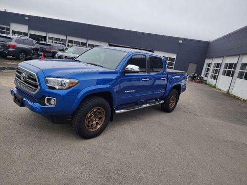Blazing Blue Pearl 2017 Toyota Tacoma Limited