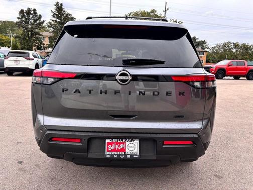 2025 Nissan Pathfinder SV 4WD