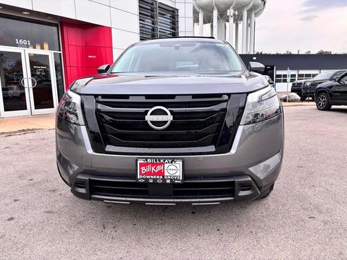 2025 Nissan Pathfinder SV 4WD