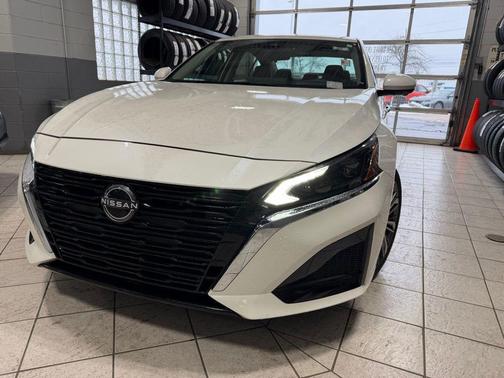 2024 Nissan Altima 2.5 SL