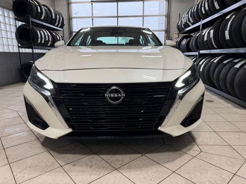 2024 Nissan Altima 2.5 SL