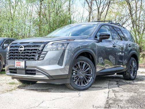 Gun Metallic 2026 Nissan Pathfinder SL