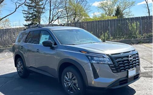 Baltic Teal 2026 Nissan Pathfinder SV