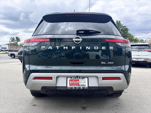 2023 Nissan Pathfinder SL 4WD