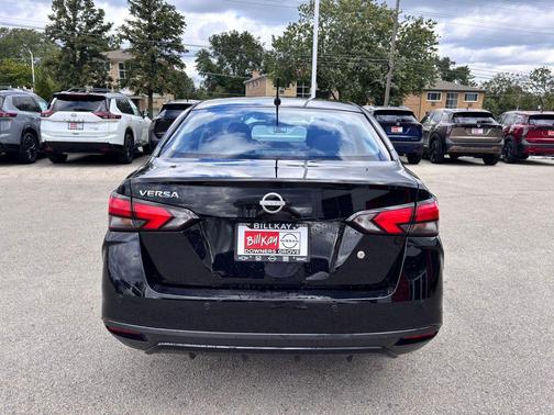 2024 Nissan Versa 1.6 S