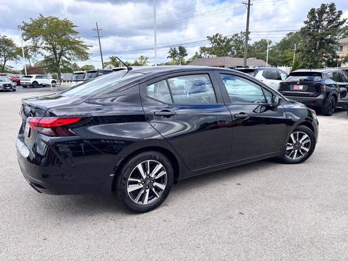 2024 Nissan Versa 1.6 S