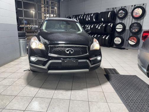 2016 INFINITI QX50 Base