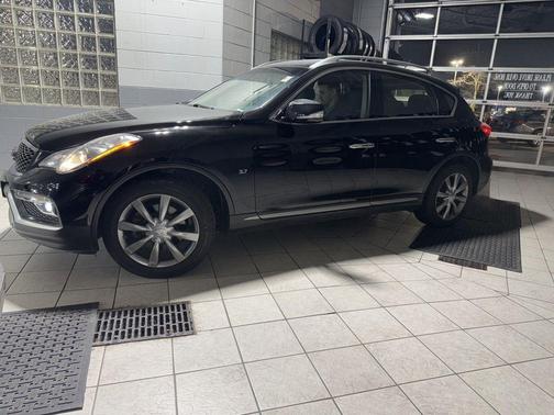 2016 INFINITI QX50 Base