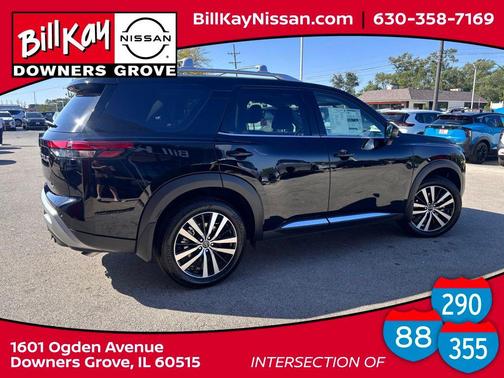 2025 Nissan Pathfinder Platinum 4WD