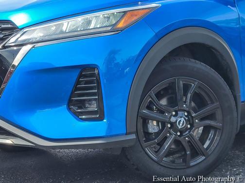 Electric Blue Metallic 2023 Nissan Kicks SR