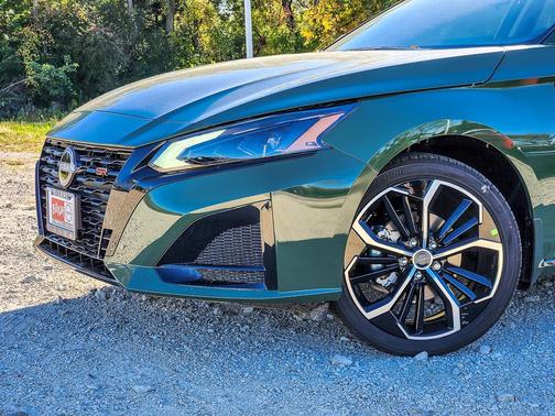 Tactical Green Metallic 2026 Nissan Altima SR AWD