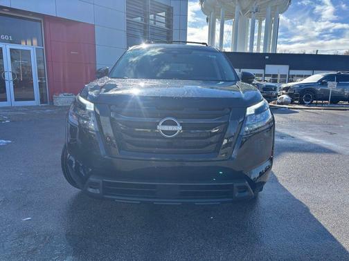 2025 Nissan Pathfinder SV 4WD