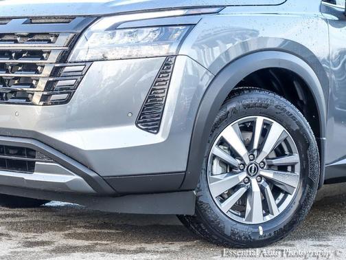 Gun Metallic 2026 Nissan Pathfinder SL