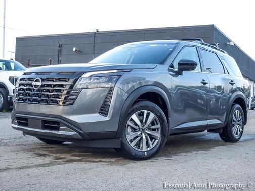 Gun Metallic 2026 Nissan Pathfinder SL