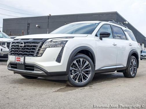 Everest White Pearl Tricoat 2026 Nissan Pathfinder Platinum