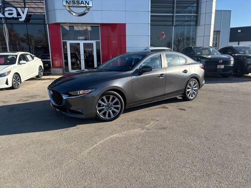 2025 Mazda Mazda3 FWD w/Preferred Package