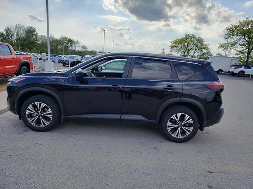 Super Black 2023 Nissan Rogue SV