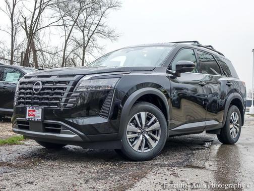 Super Black 2026 Nissan Pathfinder SL