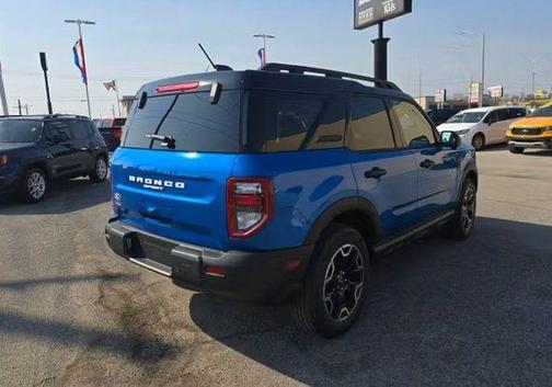 Alto Blue Metallic Tinted Clearcoat 2023 Ford Bronco Sport Outer Banks