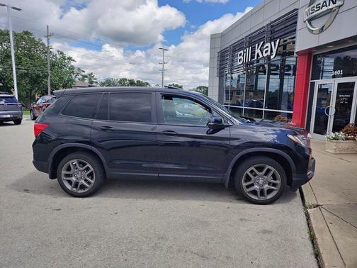 Crystal Black Pearl 2023 Honda Passport AWD EX-L