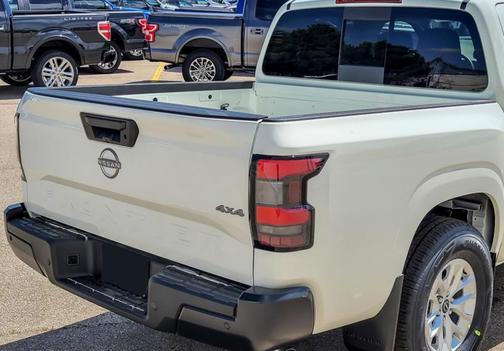 Glacier White 2026 Nissan Frontier S