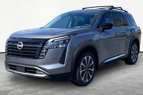 Gun Metallic 2024 Nissan Pathfinder SL 4WD