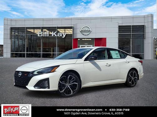 Pearl White Tricoat 2026 Nissan Altima SR FWD