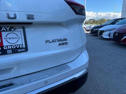 2026 Nissan Rogue Platinum