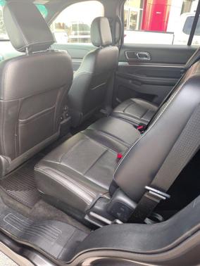 Magnetic 2018 Ford Explorer Limited