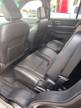 Magnetic 2018 Ford Explorer Limited