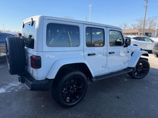 2022 Jeep Wrangler Unlimited 4xe Sahara