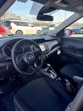 2025 Nissan Kicks S