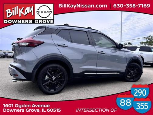 2023 Nissan Kicks SR