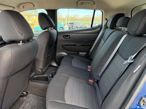 2025 Nissan Leaf SV PLUS