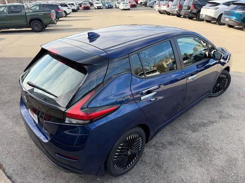 2025 Nissan Leaf SV PLUS