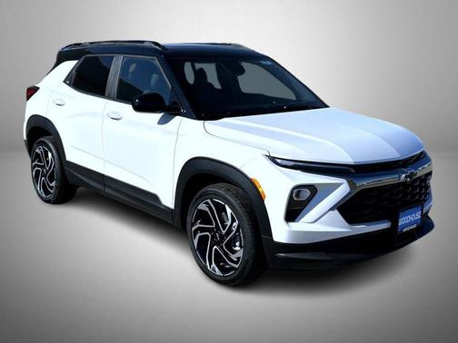 Summit White 2023 Chevrolet Trailblazer LT