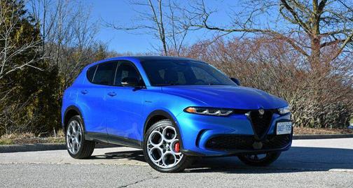 Misano Blue Metallic 2024 Alfa Romeo Tonale Veloce EAWD