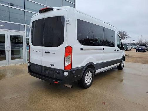 2024 Ford Transit-350 XLT